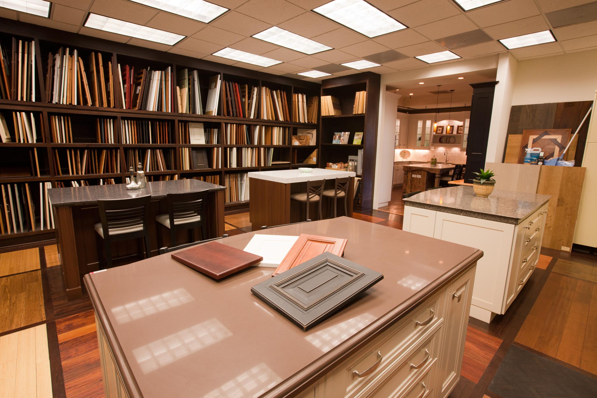 mr-floor-design-center-cabinetry-04